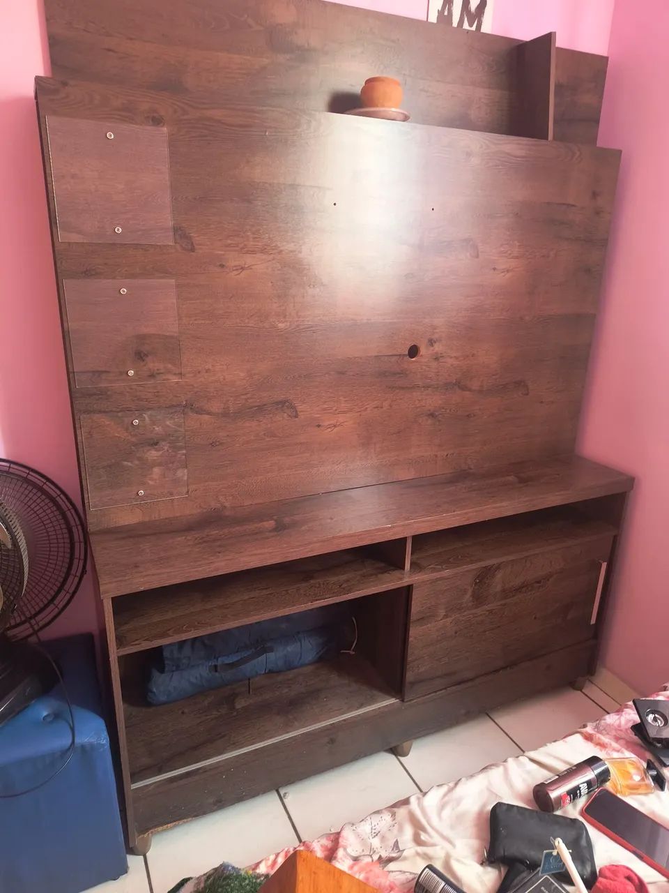 Linda estante para sua sala 
