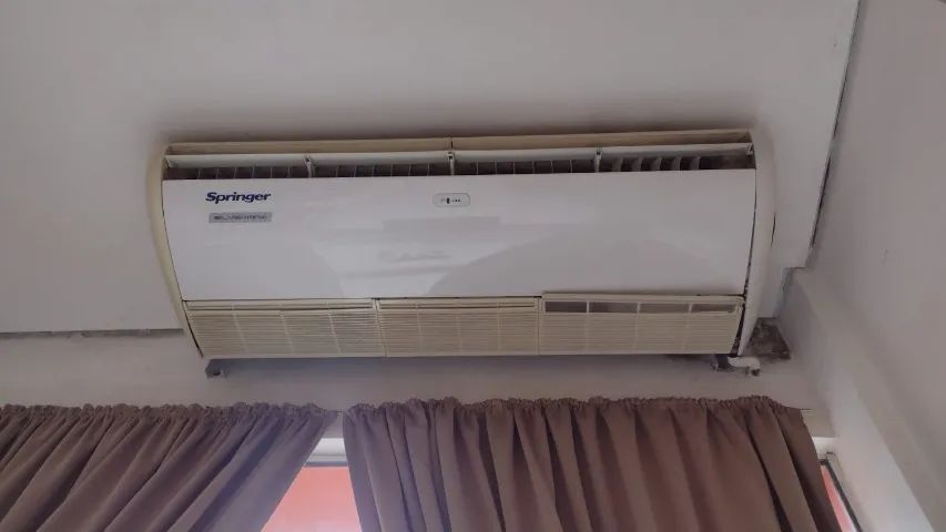 AR CONDICIONADO SPRINGER 58000 BTUs
