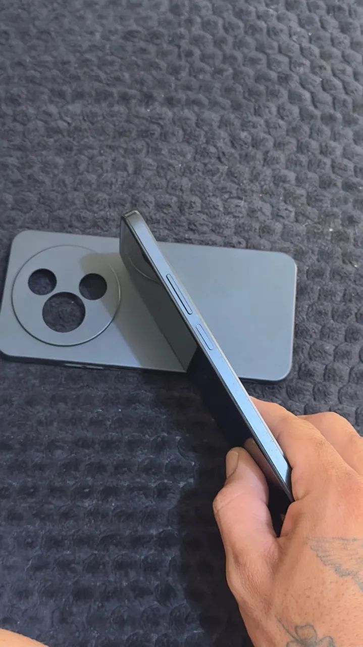 Celular incrível pra uso e com bastante espaço - Foto 3