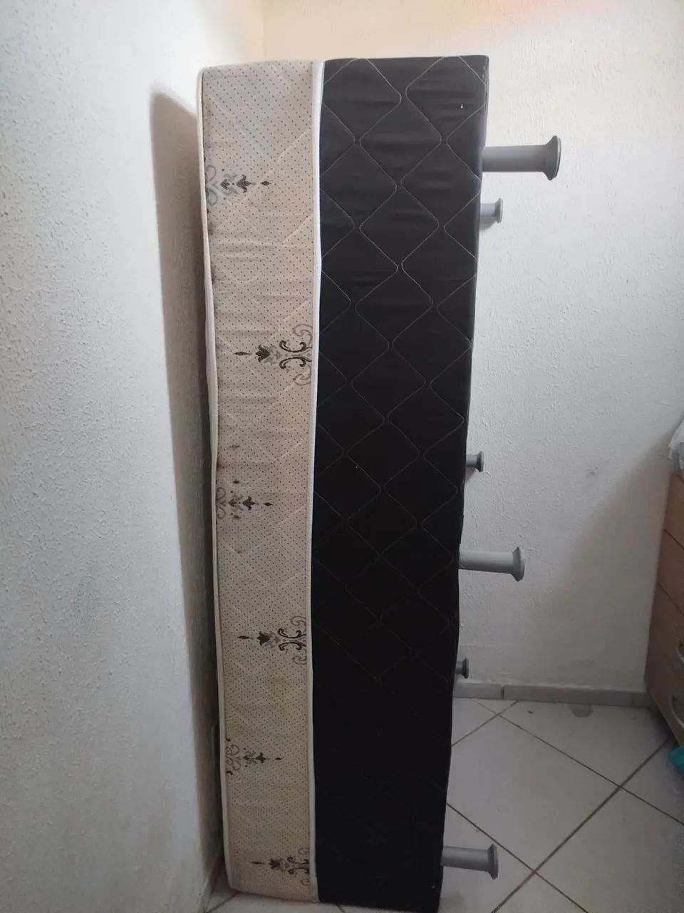 Cama de solteiro semi nova  - Foto 3