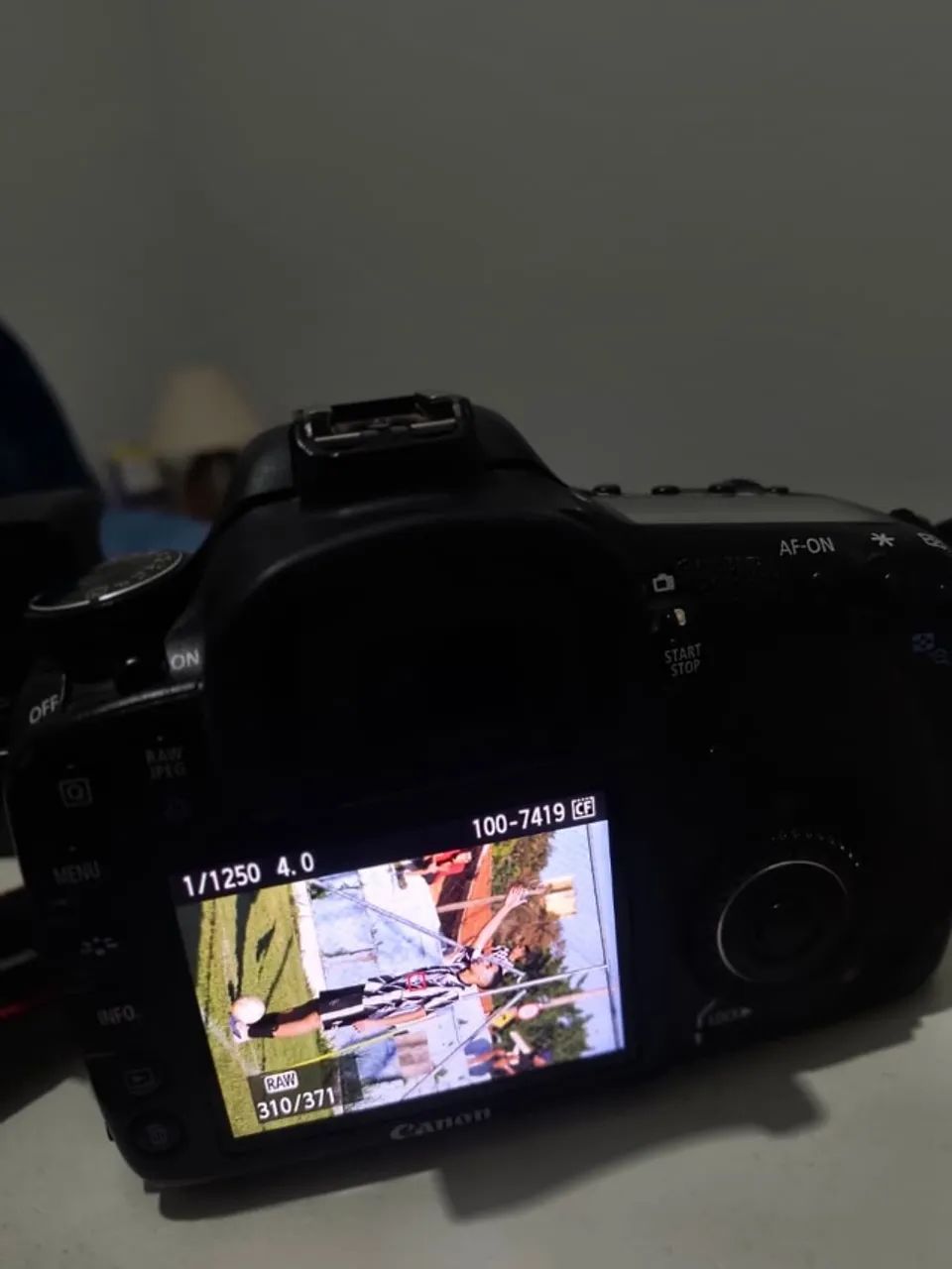 Canon EOS 7D (Somente Corpo) - Foto 2