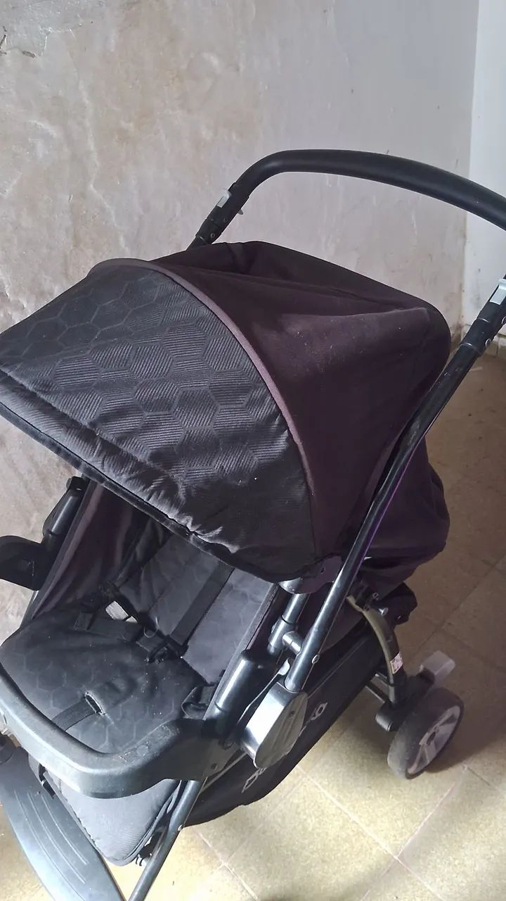  Carrinho de bebê da burigoto