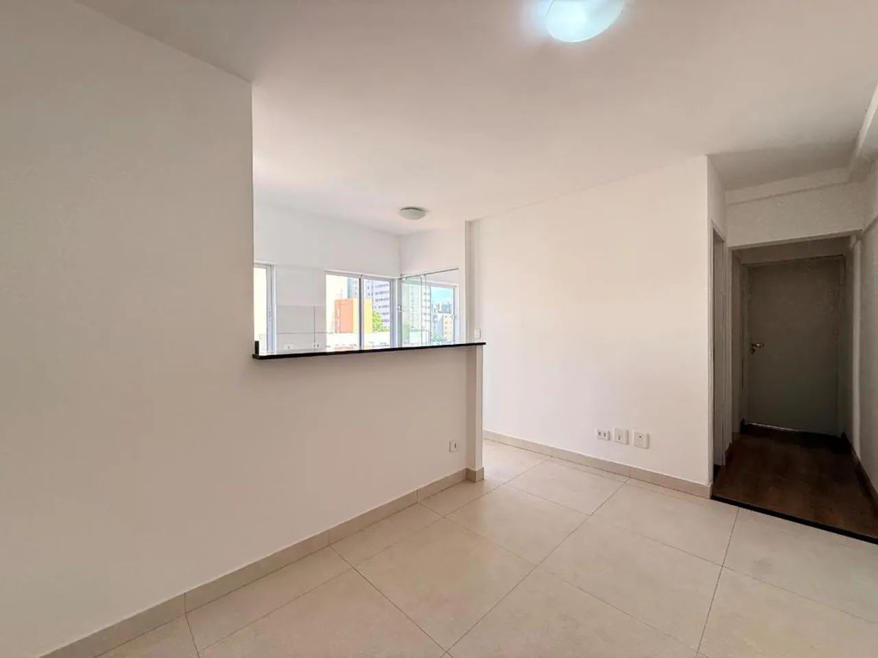 Apartamento para alugar em Maringá, Zona 03, com 2 quartos, com 48.1 m², Edifício Monte Sa - Foto 3