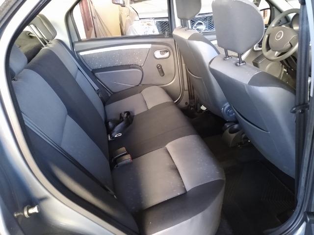 Renault Logan Expression 1.6 8v Flex Completo 2011 - Foto 8