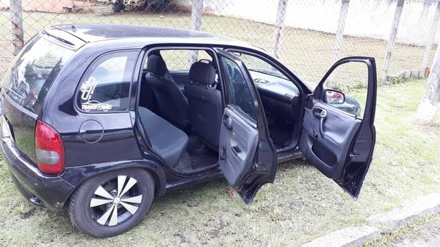 Vendo ou troco Corsa 2001 - Foto 14