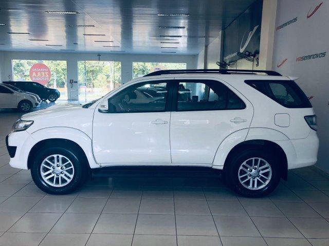 Hilux SW4 Diesel 3.0 - 4x4 7 lugares Completa - Foto 11