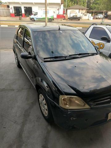Vendo um Renault Logan 1.6 , 4 portas ano 2007. Completo. Documento em dias valor R$9.000 - Foto 3
