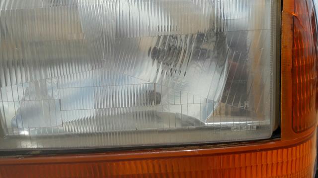 Farol da f4000 2001 - Foto 2