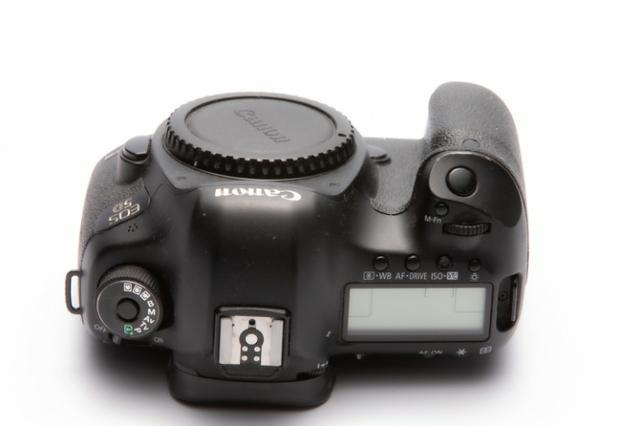 Canon 5D mark III - Foto 4