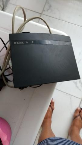 Raparelho telefônico e roteador,estar funcionando perfeito .por 80,00