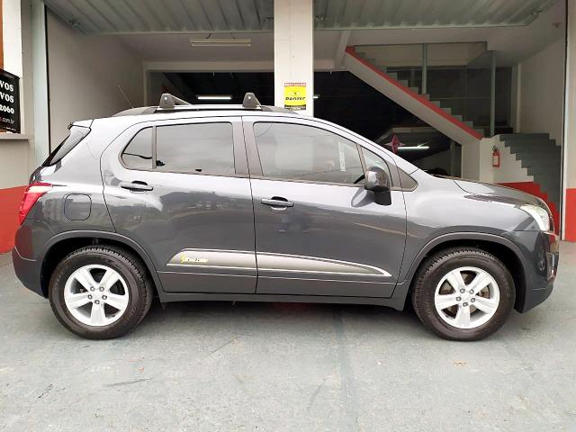 Chevrolet Tracker 1.8 Freeride 2014 Cinza - Foto 9