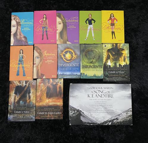 Desapego de livros juvenis - Foto 3