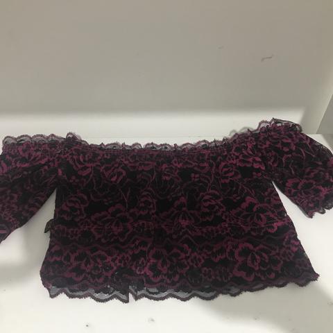 Top renda rosa