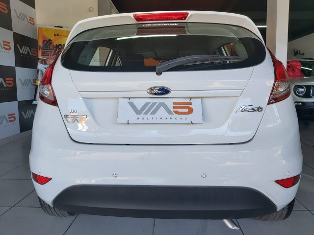 Ford Fiesta automático 2014/2015 - Foto 6