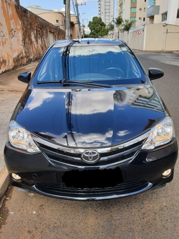 TOYOTA ETIOS 1.5 XLS C/ 19.000KM