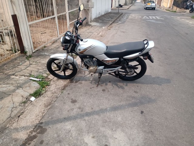 YBR ANO 04 COMPLETA NOVA TROCO POR MOTO MAIOR VALOR