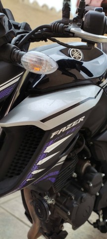 YAMAHA FAZER 250 EDICAO LIMITADA PANTERA NEGRA