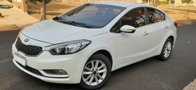 KIA CERATO 2016 1.6 SX 16V FLEX 4P AUTOMÁTICO