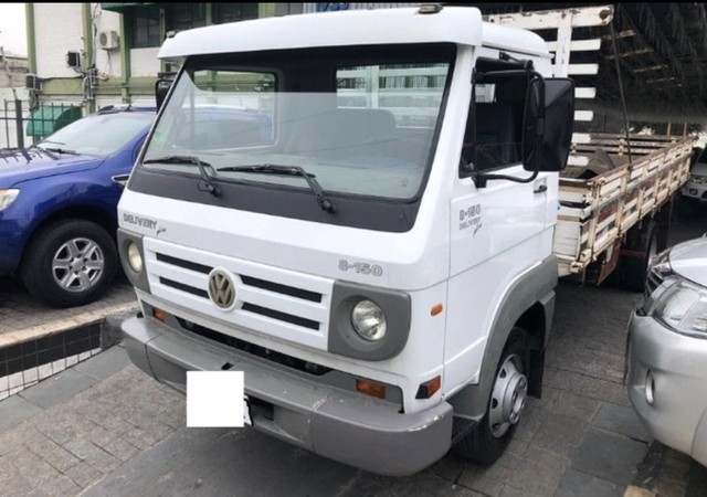 CAMINHÃO VOLKSWAGEN *