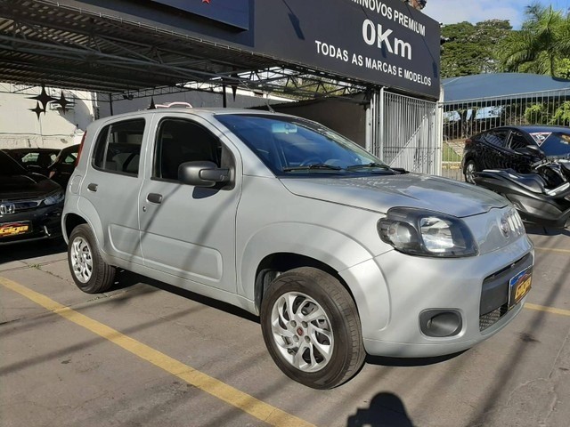 UNO 2013/2014 1.0 EVO VIVACE 8V FLEX 4P MANUAL