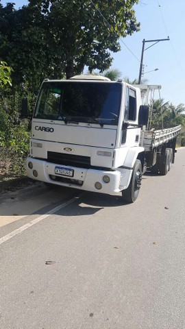CAMINHÃO