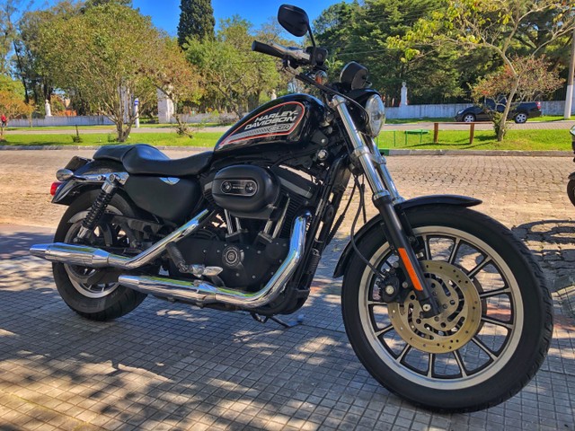 HARLEY 883 R