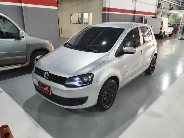 VOLKSWAGEN FOX 2011/2011 1.0 MI 8V FLEX 4P MANUAL
