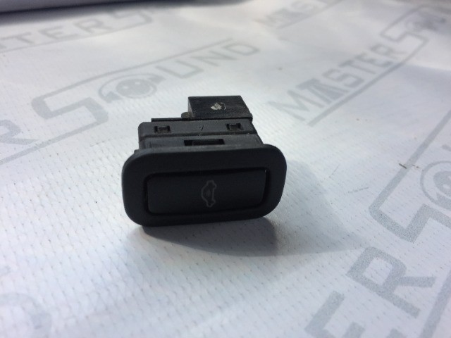 interruptor botao do alarme linha volkswagem golf tsi 14/tiguan 14/polo02/amarok/jetta - Foto 2