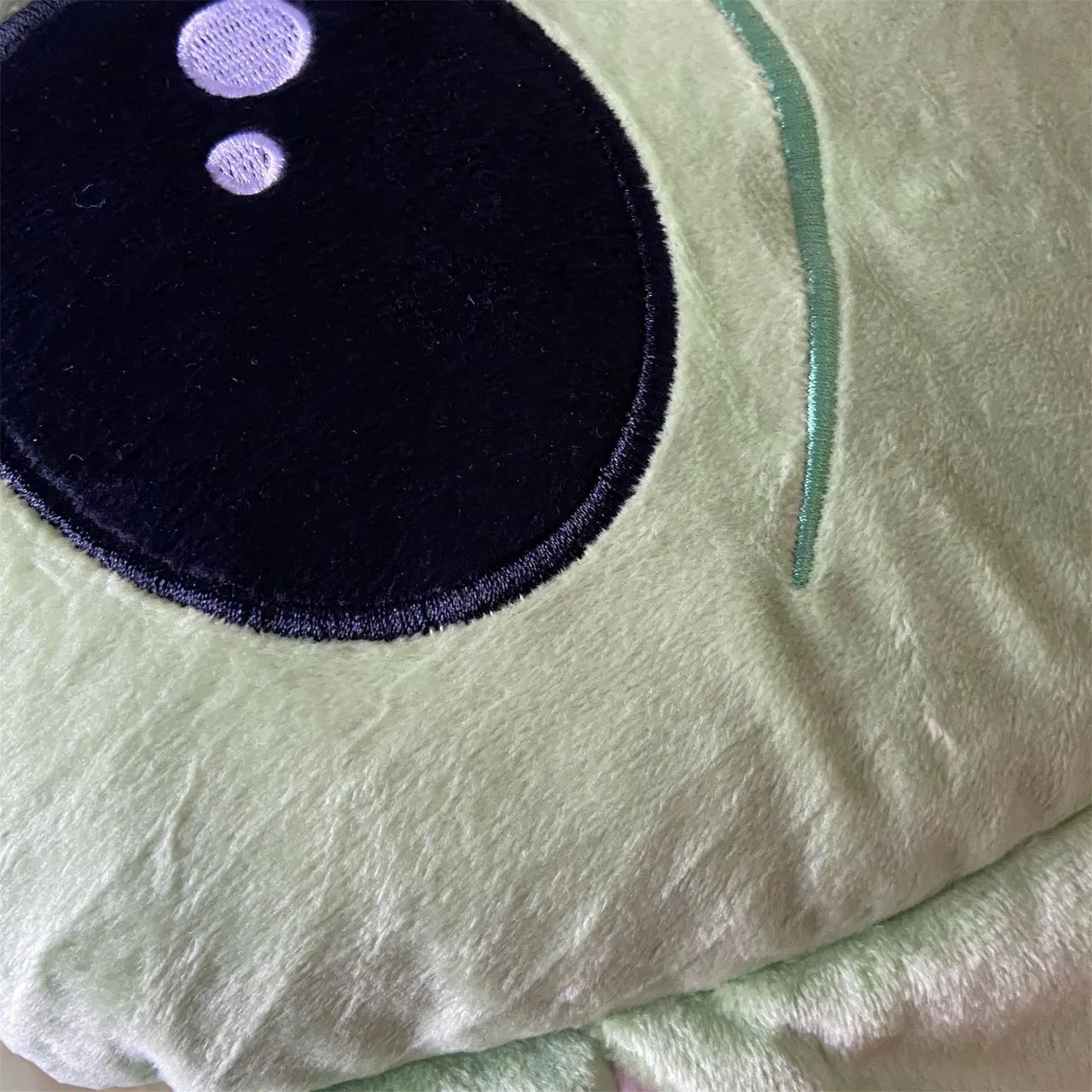 Almofada Baby Yoda - Foto 4