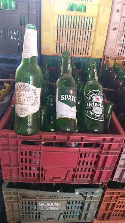 Vendo vasilhame de 600 ml<br>Heineken<br>Spaten <br>Stella<br>R$ 1 Real a Unidade