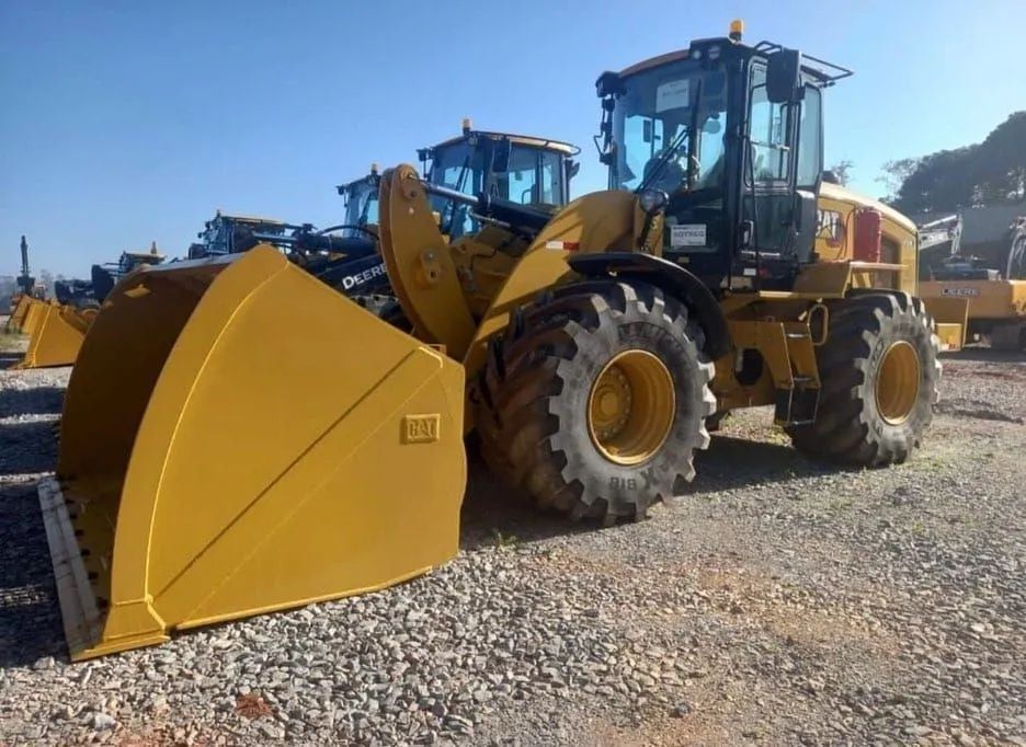 Pá Carregadeira Caterpillar 938K
