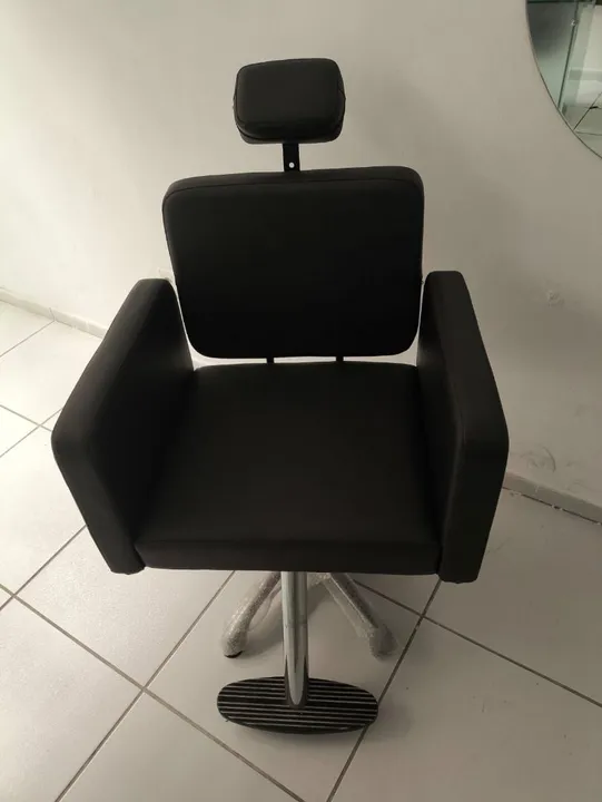 Cadeira de Salão Barbearia estilo poltrona