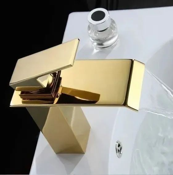 NOVA | Torneira Banheiro Dourada Cascata Metal Luxo Monocomando - Foto 3