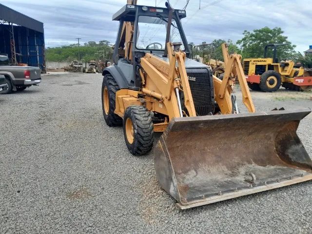 Retroescavadeira case 580l 2002 4x4 - Foto 4