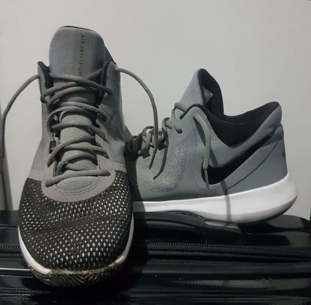 Tênis Nike Air Precision 45