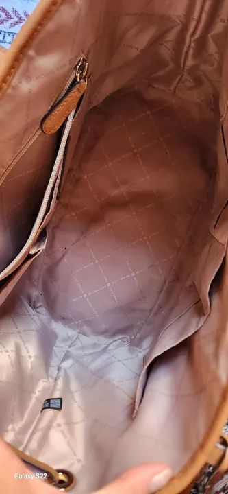 Bolsa Maicon Kors grande marrom - Foto 4