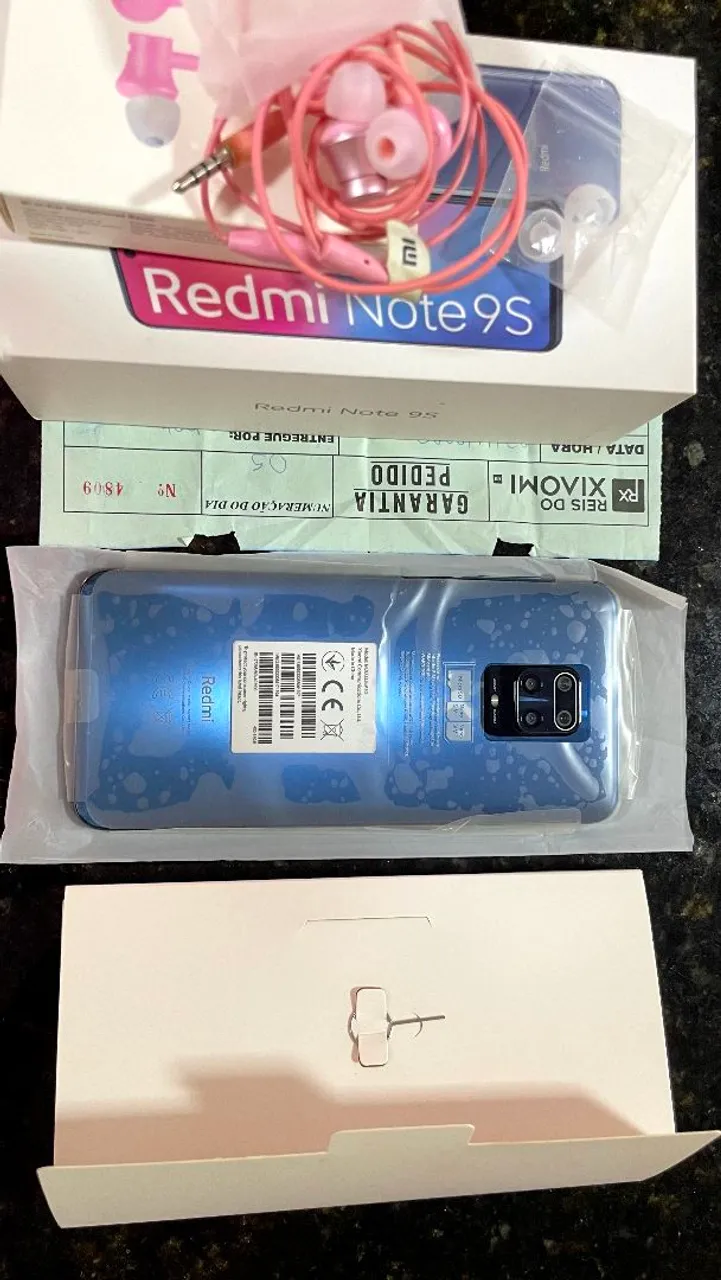 VENDO REDMI NOTE 9S - 64GB (Em perfeito estado)