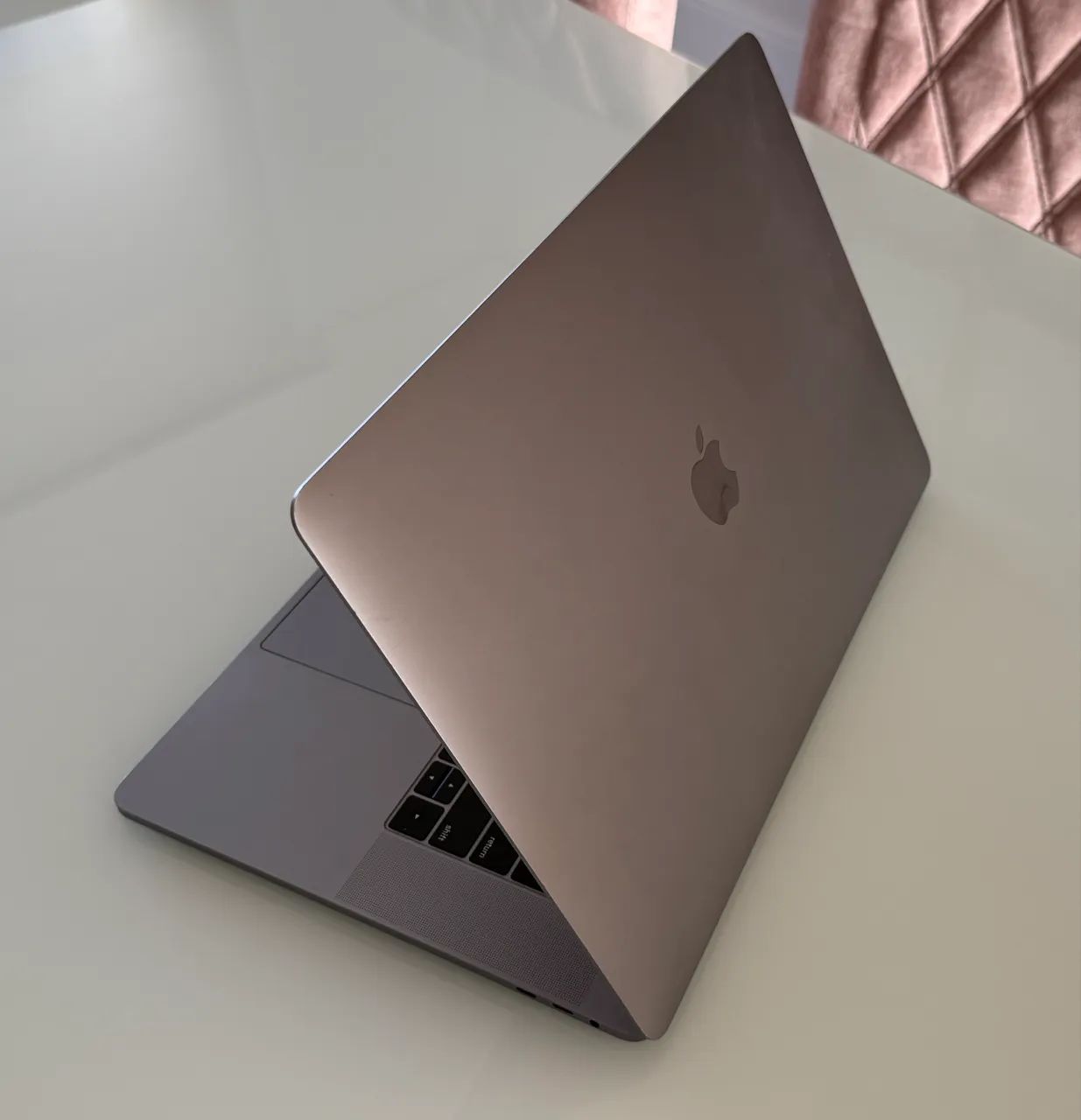 MacBook Pro 2018 15 i9 32GB 1TB 箱付 初期化済 MacBook pro 15インチ