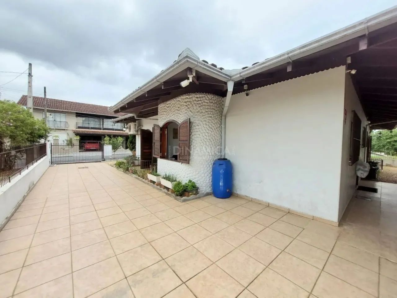 Casa com 6 Dormitórios sendo 1 suíte no bairro Itoupava Norte. - Foto 4