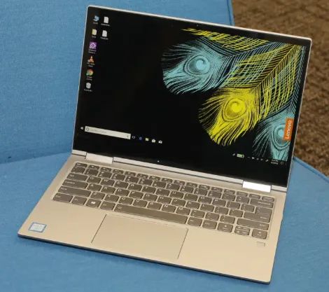 Notebook Lenovo Yoga 730 13IKB - 2 em 1 (Notebook + Tablet)