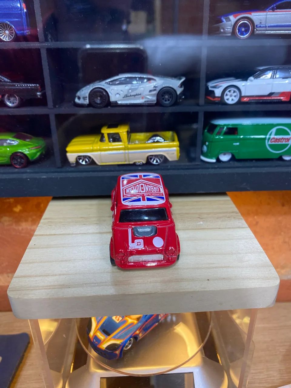 Hotwheels Morris Mini (Mini Cooper) Magnus Walker - Foto 3