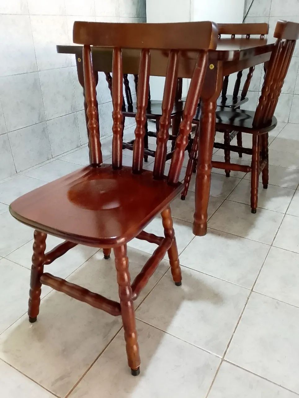 Conjunto de Mesa de Jantar 4 Cadeiras Madeira Maciça - Foto 4