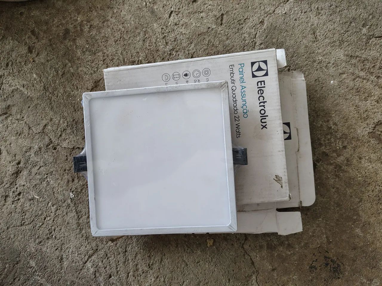 Painel LED Embutir Quadrado amarela 22W Electrolux - Foto 2