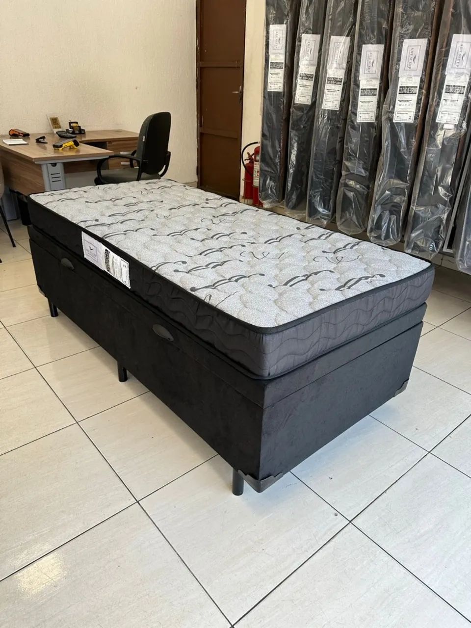 Cama Box Solteiro- BAÚ PARA ECONOMIZAR ESPAÇO
