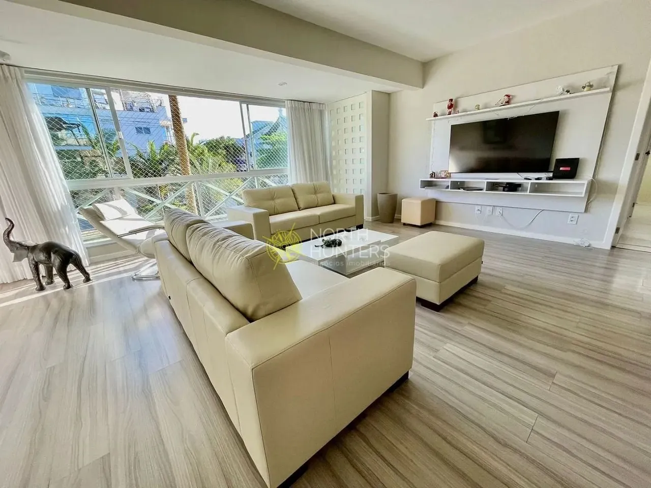 Apartamento com 3 dormitórios para locação anual, 102 m² - Jurerê - Florianópolis/SC
