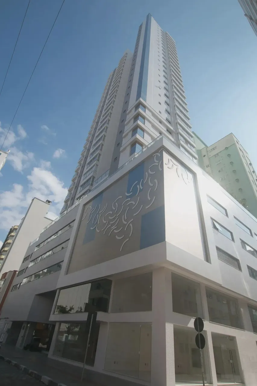 APARTAMENTO A 600M DO MAR / Edifício Sistina Tower
