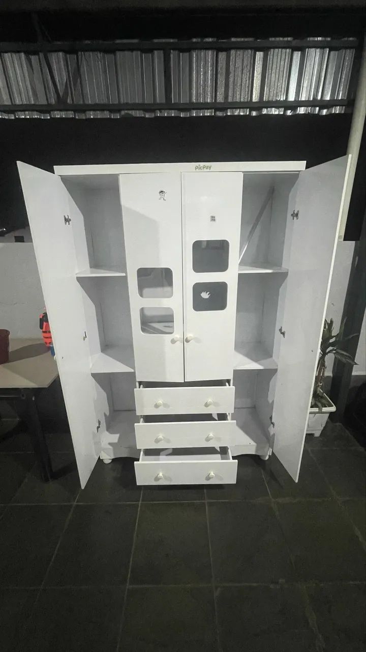 Guarda-roupa infantil DESAPEGO64596224605571120