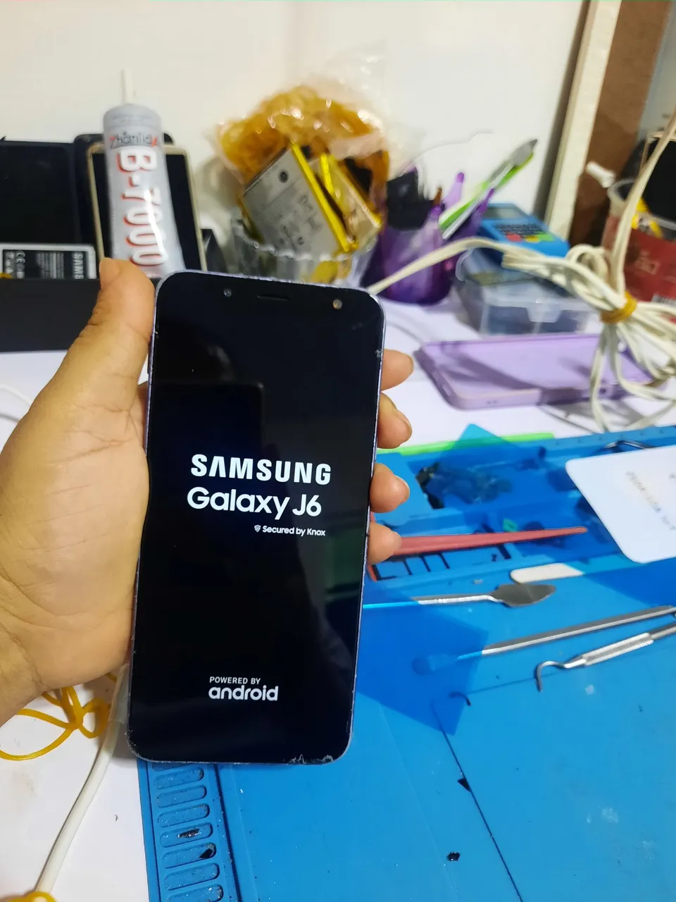 Samsung j6