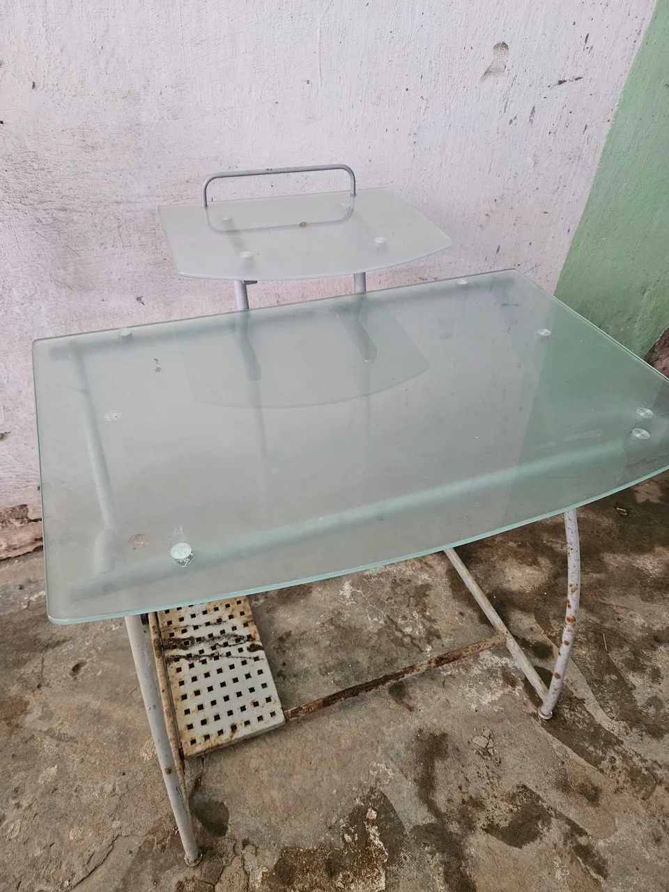 Mesa de escritório em vidro