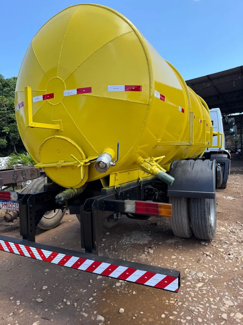 Limpa Fossa Ford Cargo 1319 2016 vácuo  - Foto 5